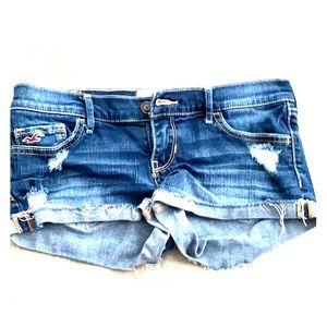 Hollister shorts!!
